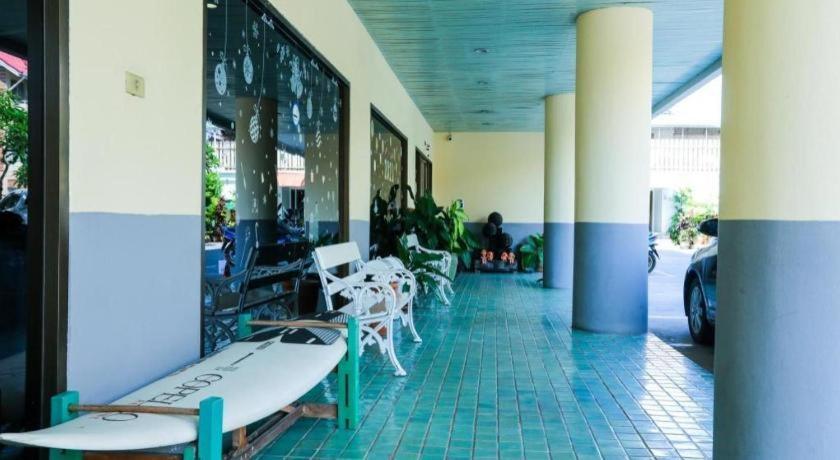 Central Place Hotel Rayong Exteriör bild