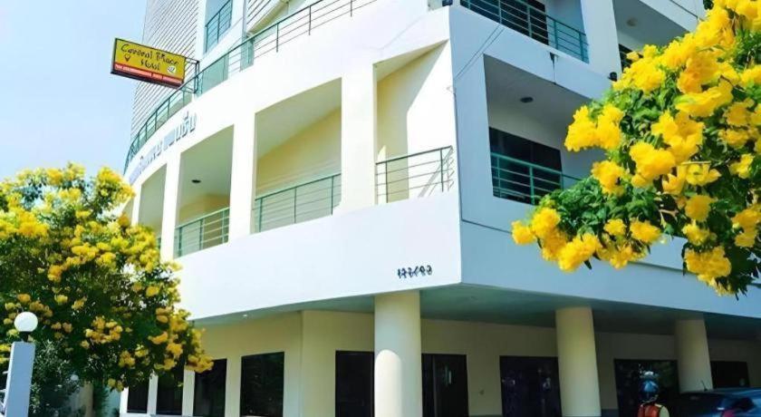 Central Place Hotel Rayong Exteriör bild